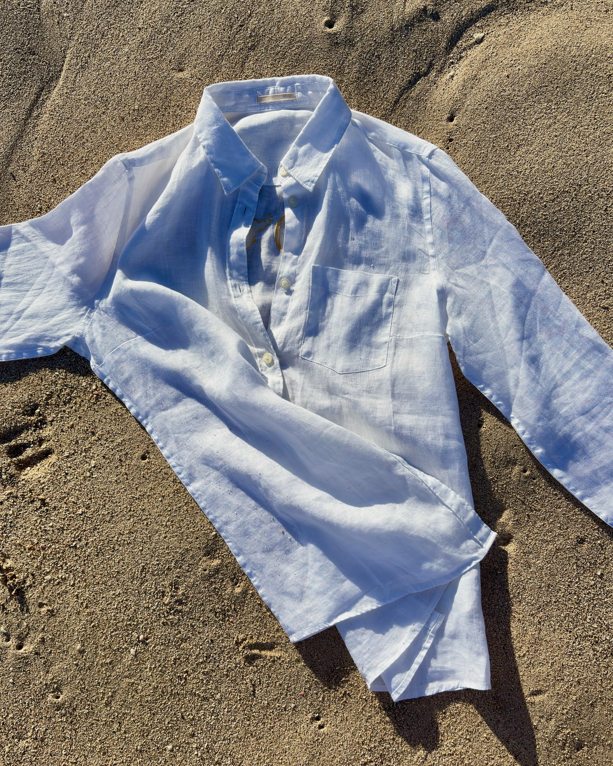 Women's linen shirt