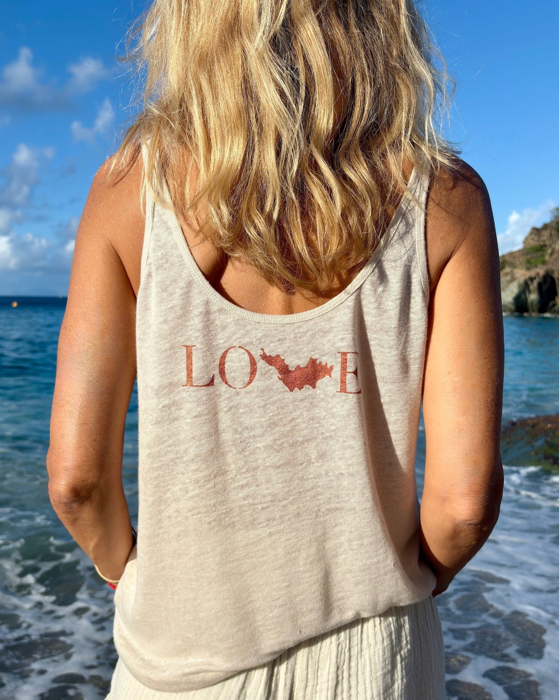 Débardeur en lin Love avec l'île de St-Barthélemy encre eco-responsable Shell Beach